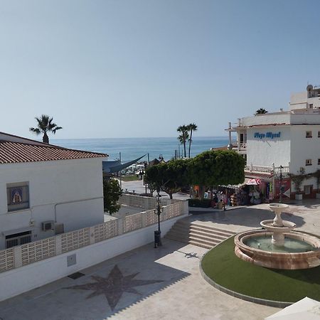 Apartamento Lidia Planta 2, La Carihuela 1ª Linea Playa, Vistas Mar, Buhardilla 1 Dormitorio, 40 M2, 1-3 Huesped, Terraza, Wifi توريمولينوس المظهر الخارجي الصورة