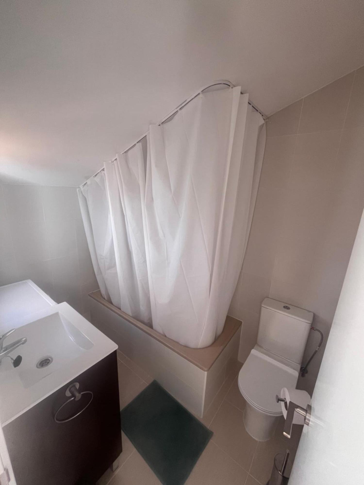 Apartamento Lidia Planta 2, La Carihuela 1ª Linea Playa, Vistas Mar, Buhardilla 1 Dormitorio, 40 M2, 1-3 Huesped, Terraza, Wifi توريمولينوس المظهر الخارجي الصورة