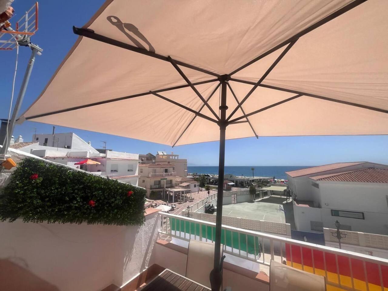 Apartamento Lidia Planta 2, La Carihuela 1ª Linea Playa, Vistas Mar, Buhardilla 1 Dormitorio, 40 M2, 1-3 Huesped, Terraza, Wifi توريمولينوس المظهر الخارجي الصورة