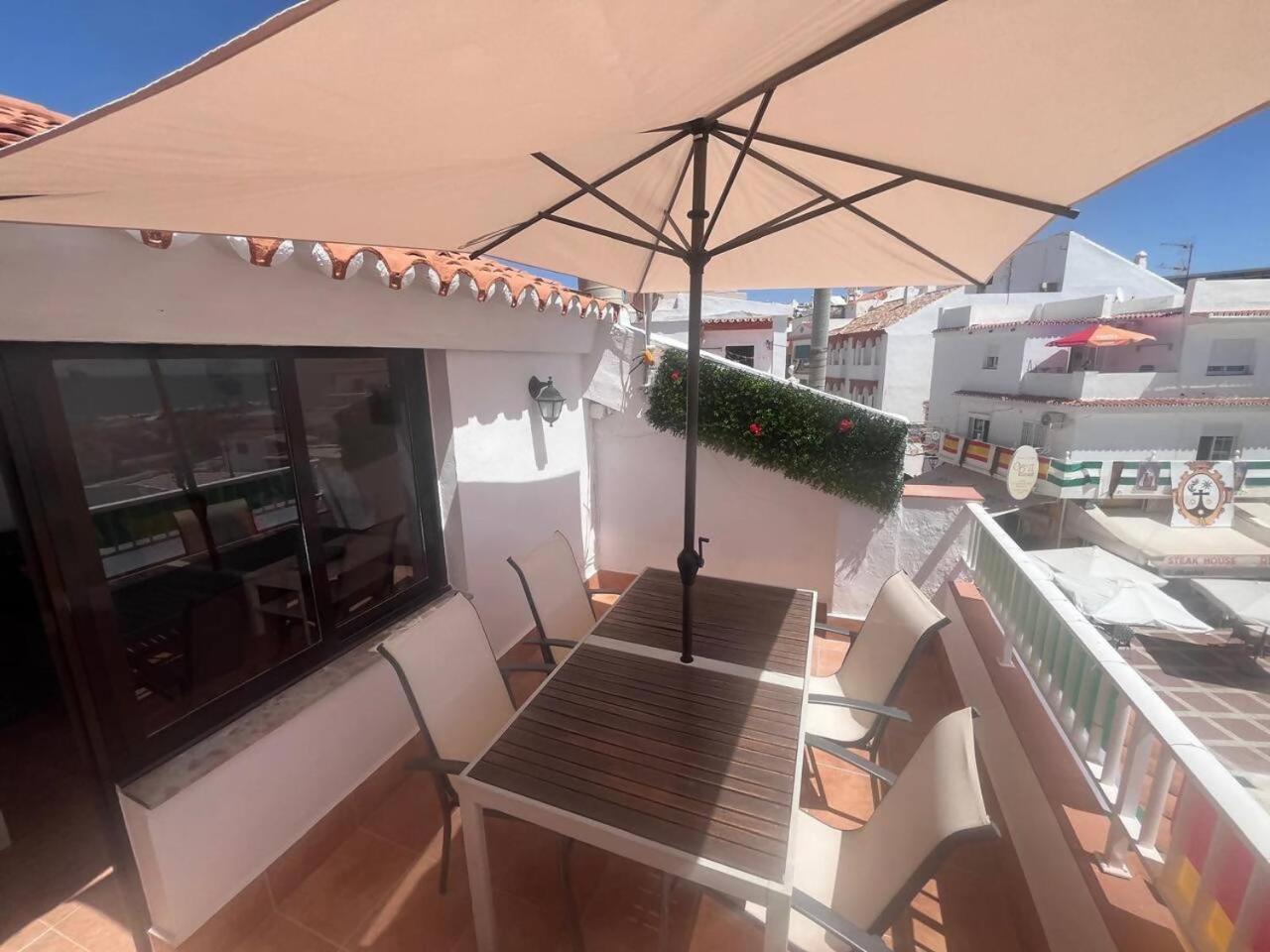 Apartamento Lidia Planta 2, La Carihuela 1ª Linea Playa, Vistas Mar, Buhardilla 1 Dormitorio, 40 M2, 1-3 Huesped, Terraza, Wifi توريمولينوس المظهر الخارجي الصورة